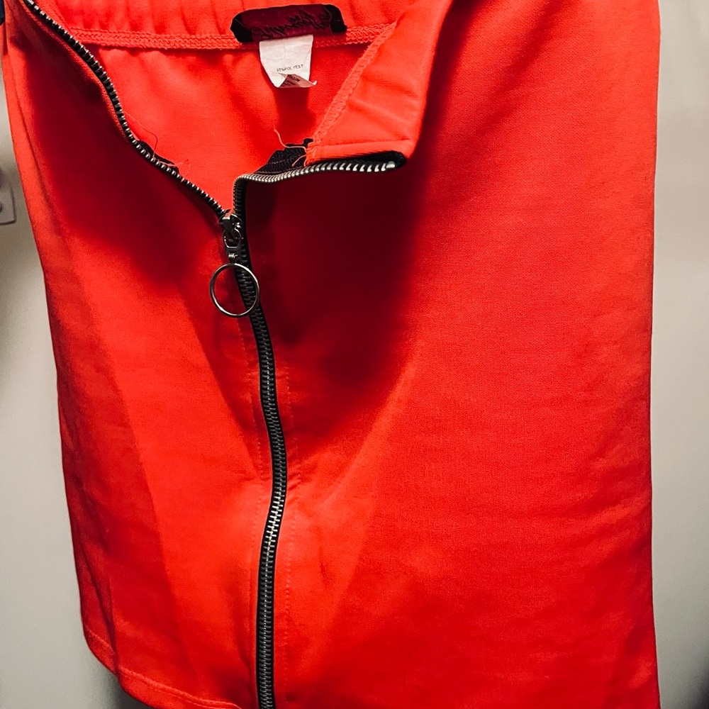 Silhouette NYC Red Zip-Up Mini-Skirt